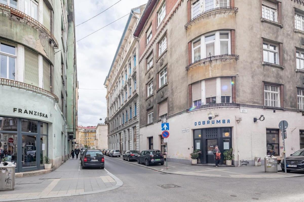 Super Central New Studio Budapest Exterior foto